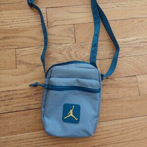 Nike Air Jordan Jumpman Airborne Festival Crossbody Bag
